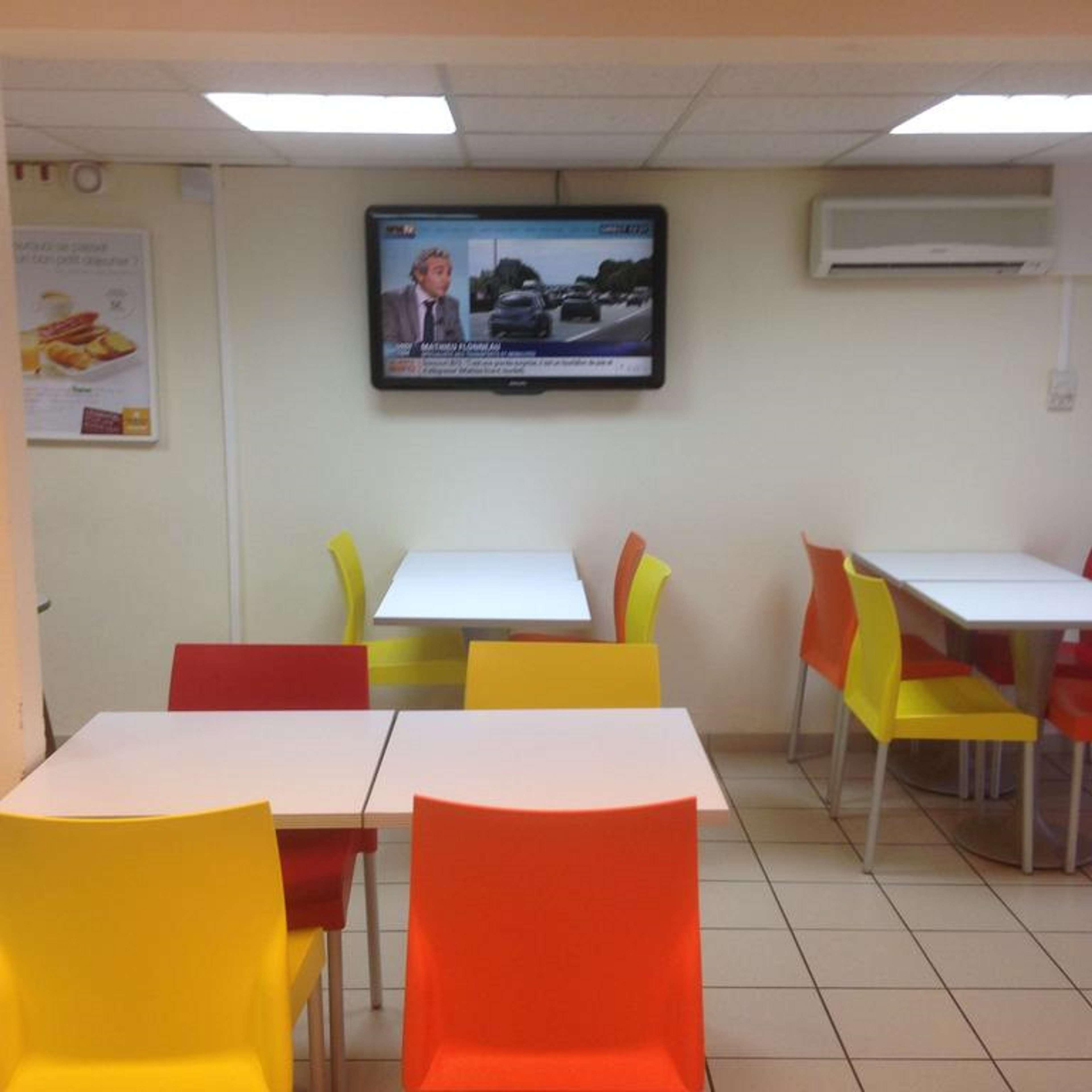Kyriad Niort - La Creche Dış mekan fotoğraf