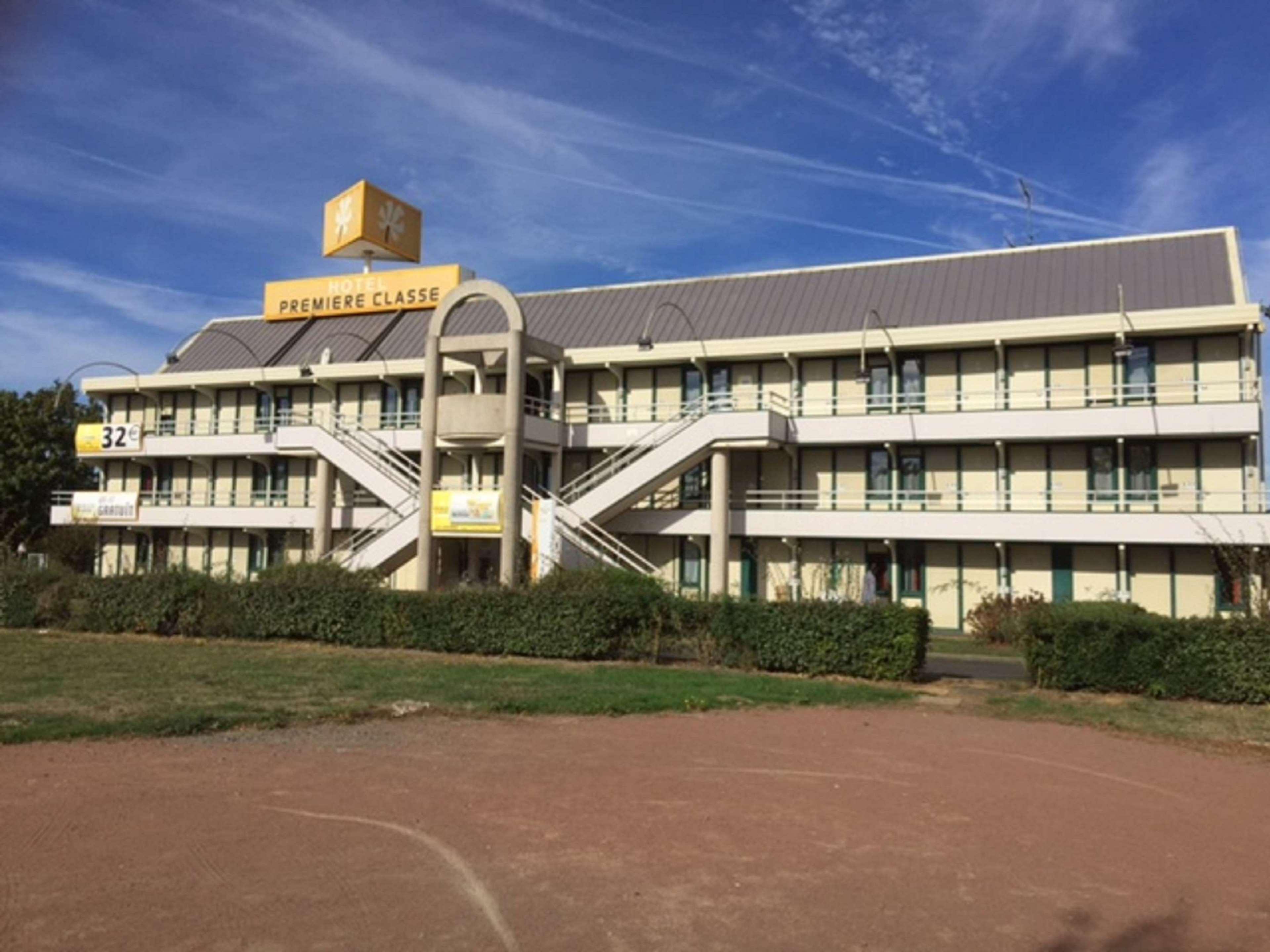Kyriad Niort - La Creche Dış mekan fotoğraf